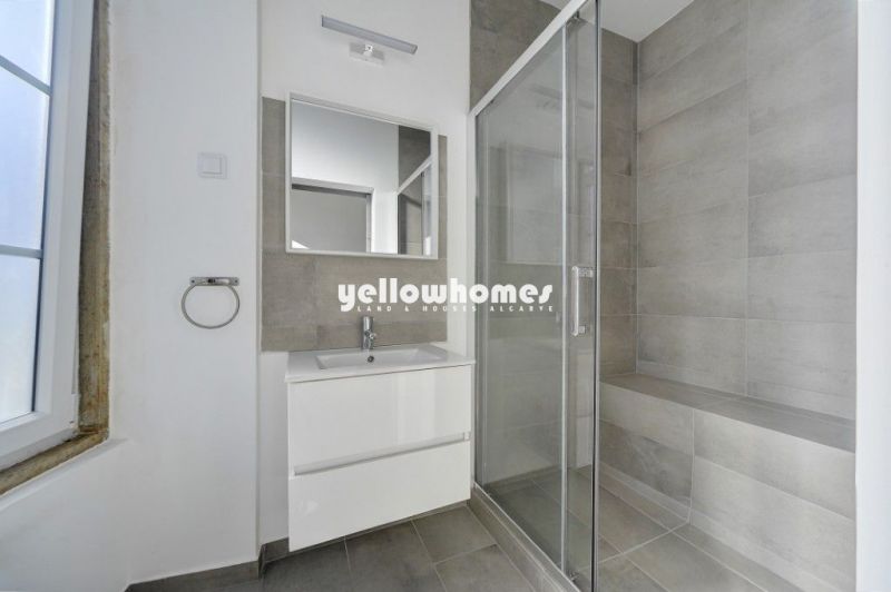 Apartamento elegante com dois quartos, renovado, na zona histórica de Loulé